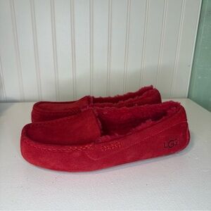 Ugg Ansley Mocassin Size 9  Womens Slippers Red Suede Comfort Cozy Casual Warm